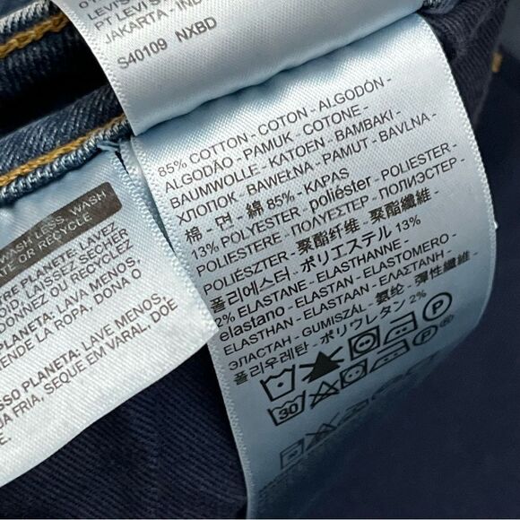 Levi’s Workwear Fit Dark Wash Denim Jeans 40/32 - Picture 6 of 6